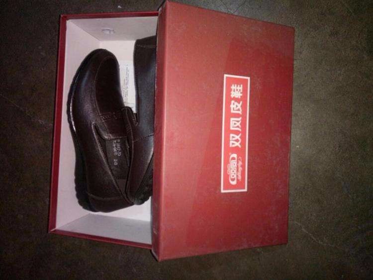 設(shè)計(jì)能夠表現(xiàn)消費(fèi)者品味的鞋盒包裝